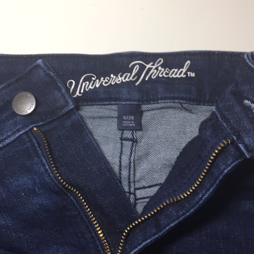 Universal Thread Ripped Shorts! - Picture 2 of 3